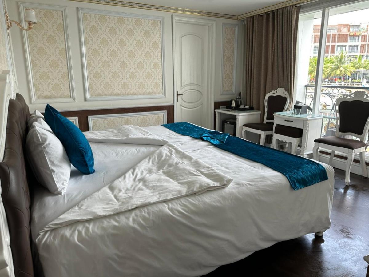 Hotel Aquamarine Premium Cruise Hạ Long Exterior foto